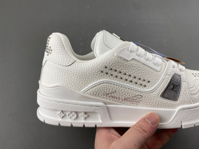 LV snekaers 283