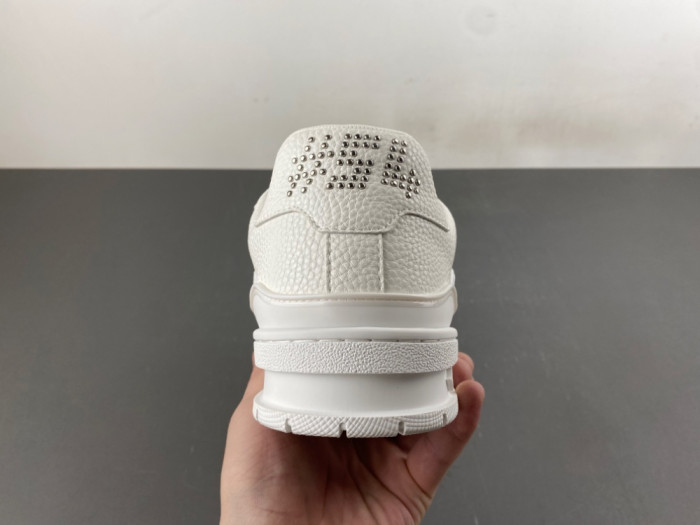 LV snekaers 283