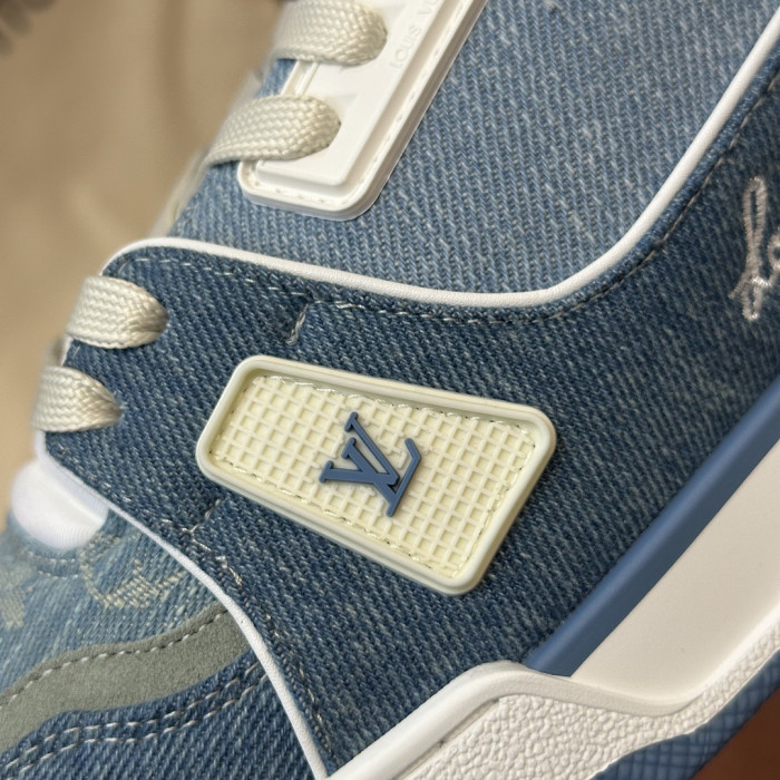 LV snekaers 272