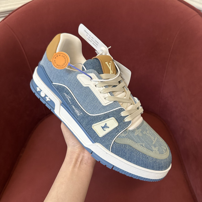 LV snekaers 272
