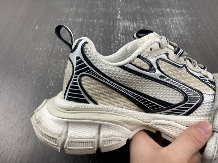 IAGA -PHANTOM SNEAKER-23