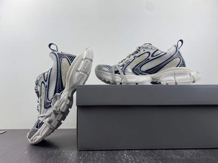 IAGA -PHANTOM SNEAKER-23