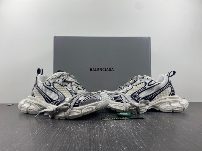 IAGA -PHANTOM SNEAKER-23