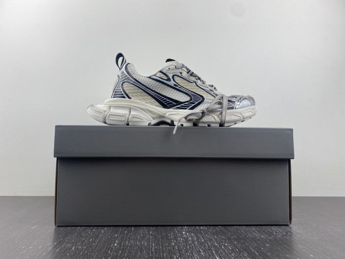 IAGA -PHANTOM SNEAKER-23
