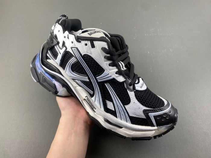 SNEAKER RUNNER 55
