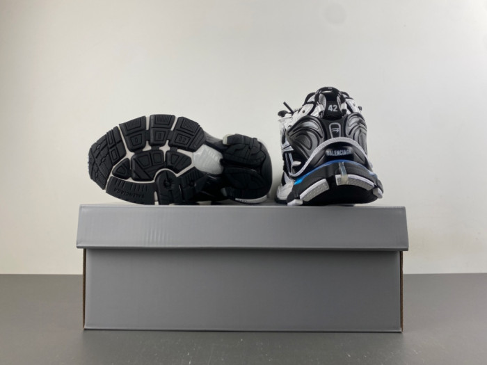 SNEAKER RUNNER 55