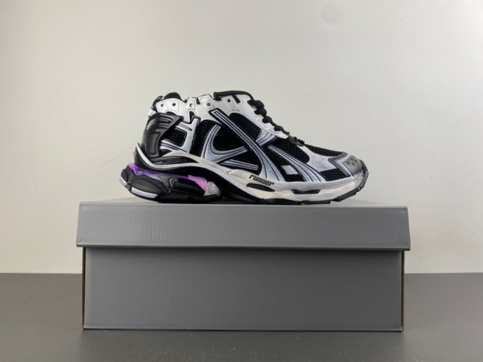SNEAKER RUNNER 55