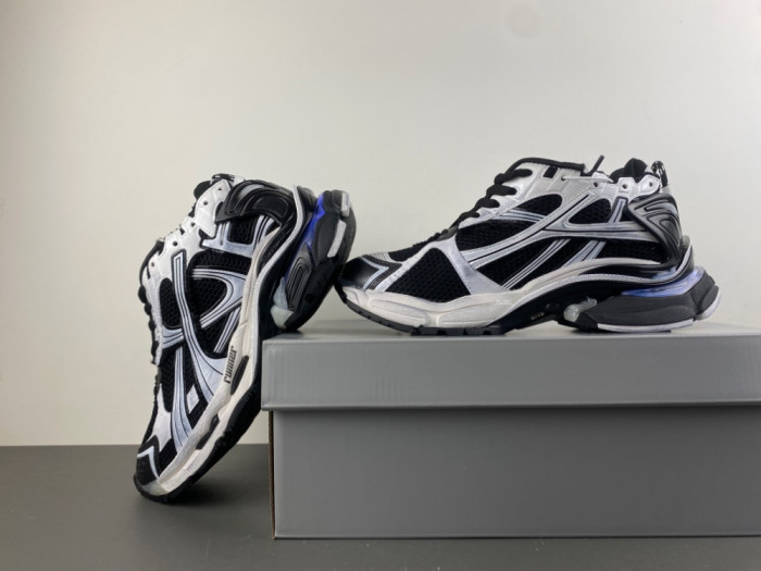 SNEAKER RUNNER 55