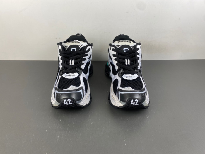 SNEAKER RUNNER 55