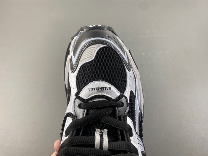 SNEAKER RUNNER 55