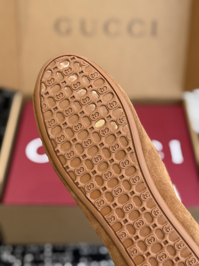 Gvc*1 SNEAKER 119