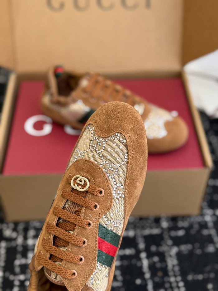 Gvc*1 SNEAKER 119
