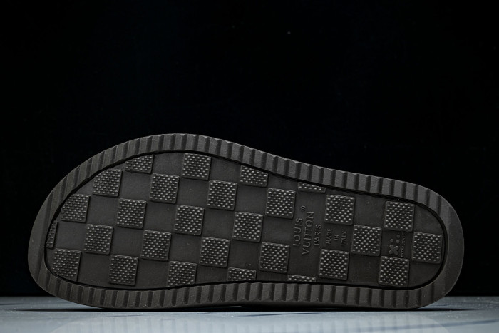 L&V sandal 94