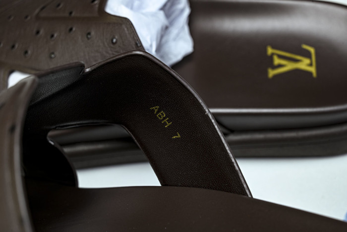 L&V sandal 94