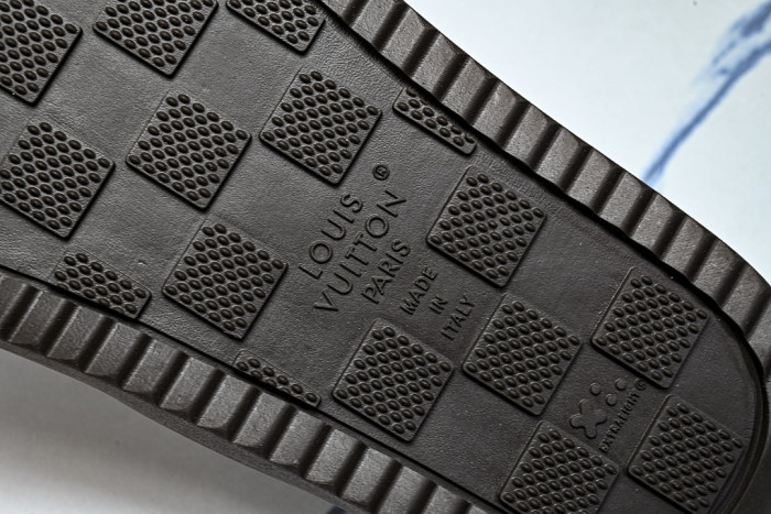 L&V sandal 94