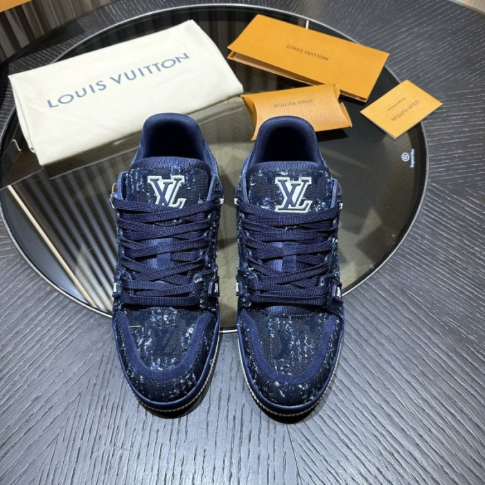 LV snekaers 233