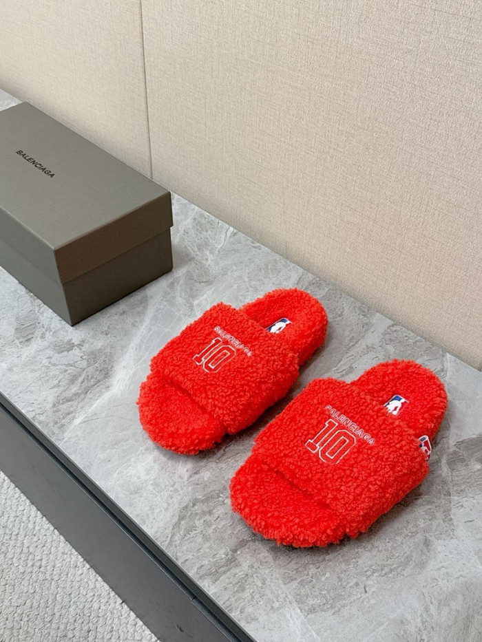 Ba1en*iaga Sandal 44