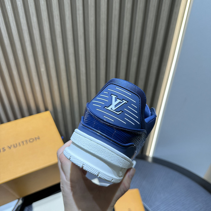 LV snekaers 264