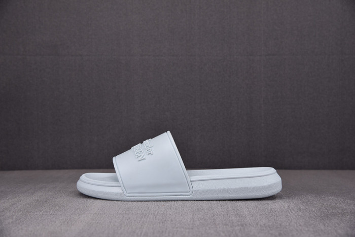 mcq sandal 04