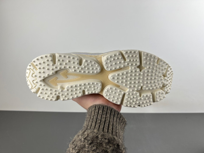 OFF-WHITE -81