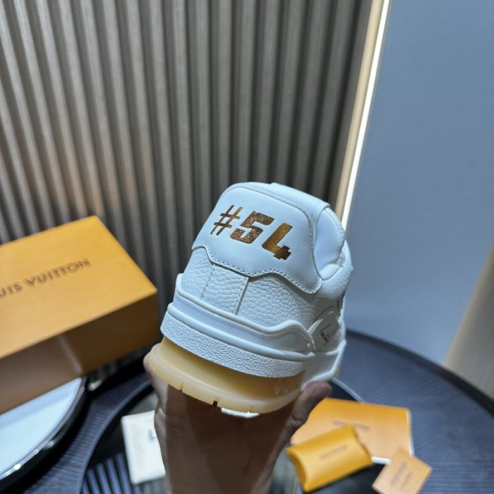 LV snekaers 211