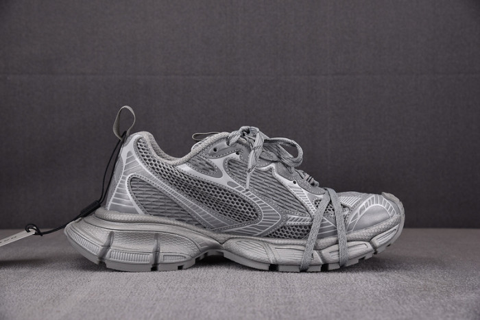 BALENCIAGA 23