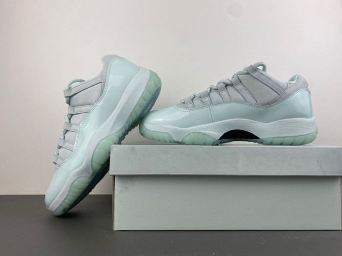 Jordan11-IW1882 300