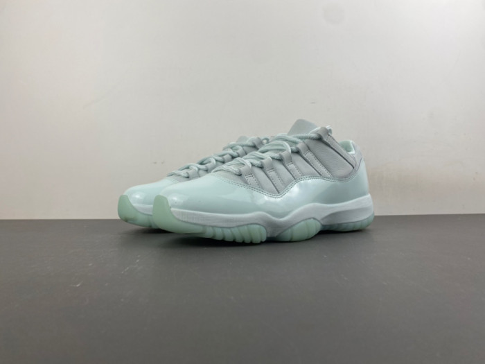Jordan11-IW1882 300