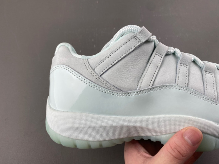 Jordan11-IW1882 300
