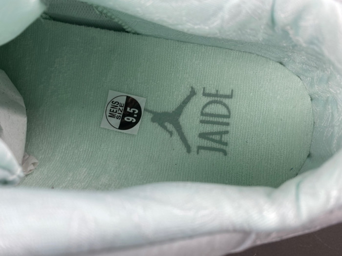 Jordan11-IW1882 300