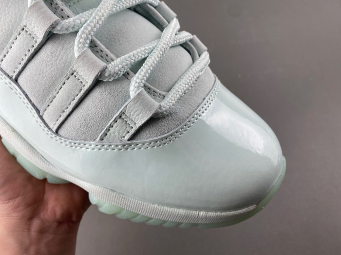 Jordan11-IW1882 300