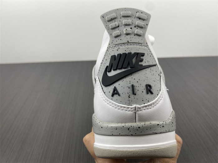 air jordan 4 og “white cement” 840606-192