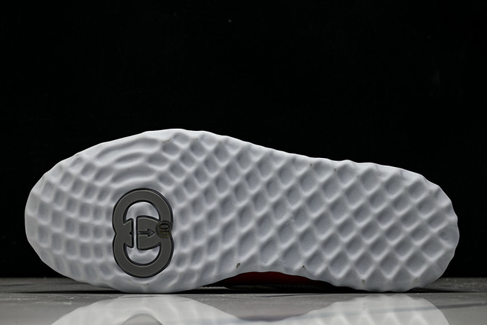 Gvc*1 SNEAKER 138