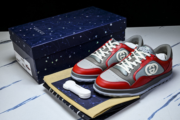 Gvc*1 SNEAKER 138