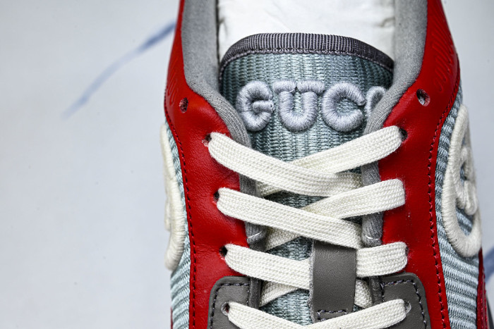 Gvc*1 SNEAKER 138