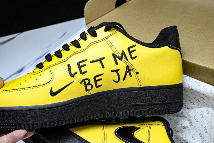 Nike Air Force 1