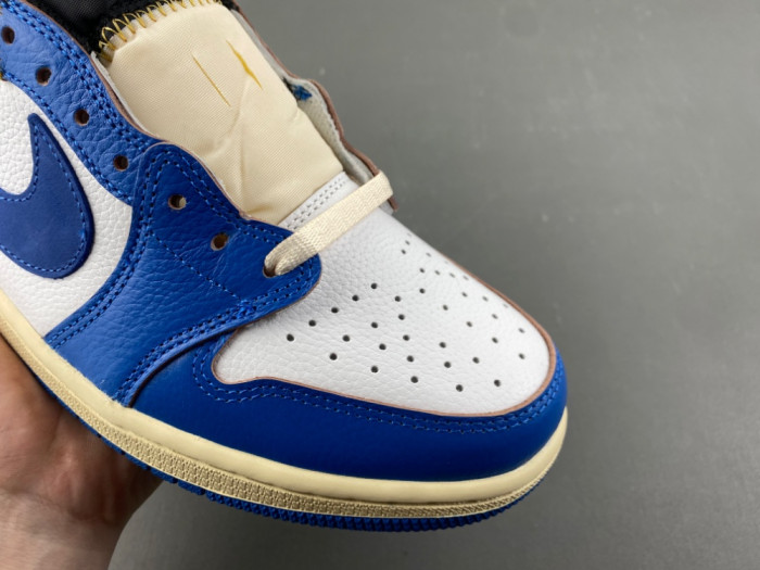Air Jordan 1 Low UN-HQ6998-146