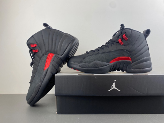 Jordan 12 Retro Bloodline-CT8013-003