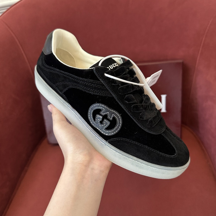 Gvc*1 SNEAKER 129