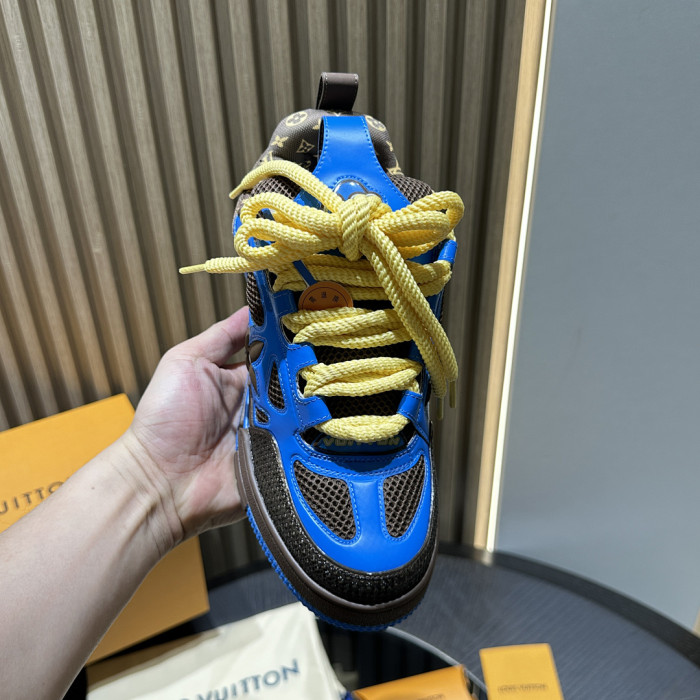 LV snekaers 251