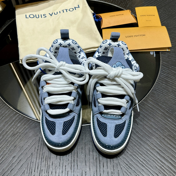 LV snekaers 250