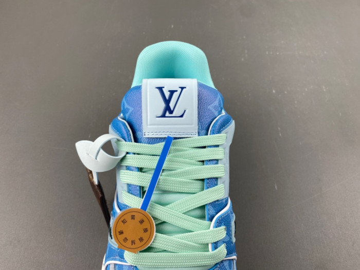 LV snekaers 285