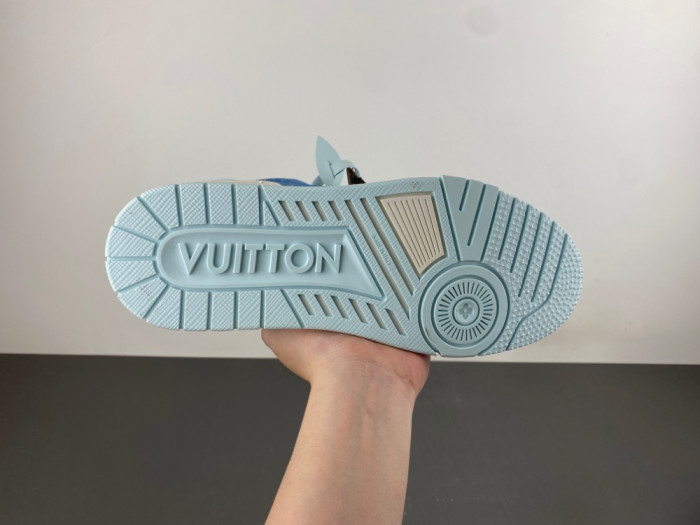 LV snekaers 285