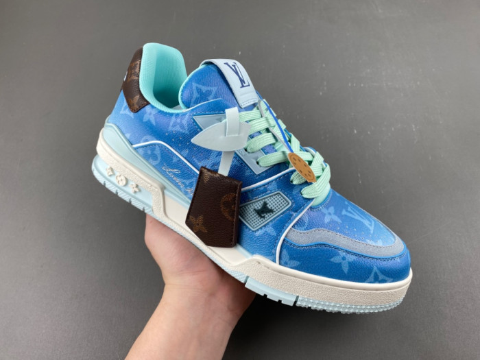 LV snekaers 285