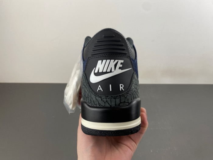 Air Jordan 3 x Levi