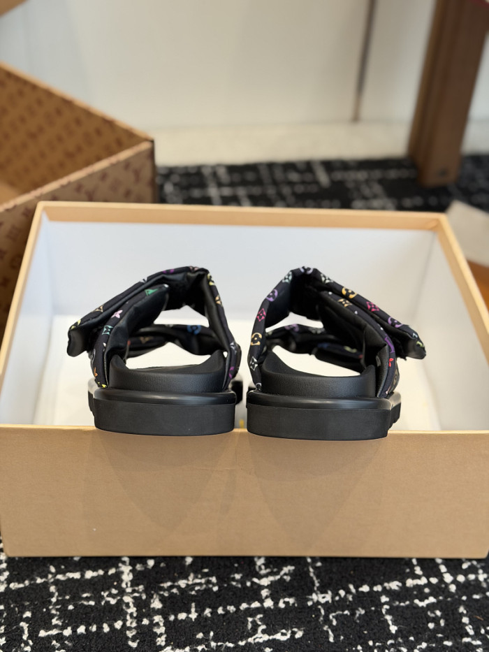 L&V sandal 83