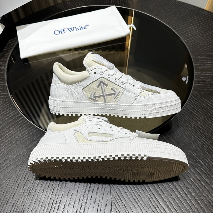 OFF-WHITE OW-72