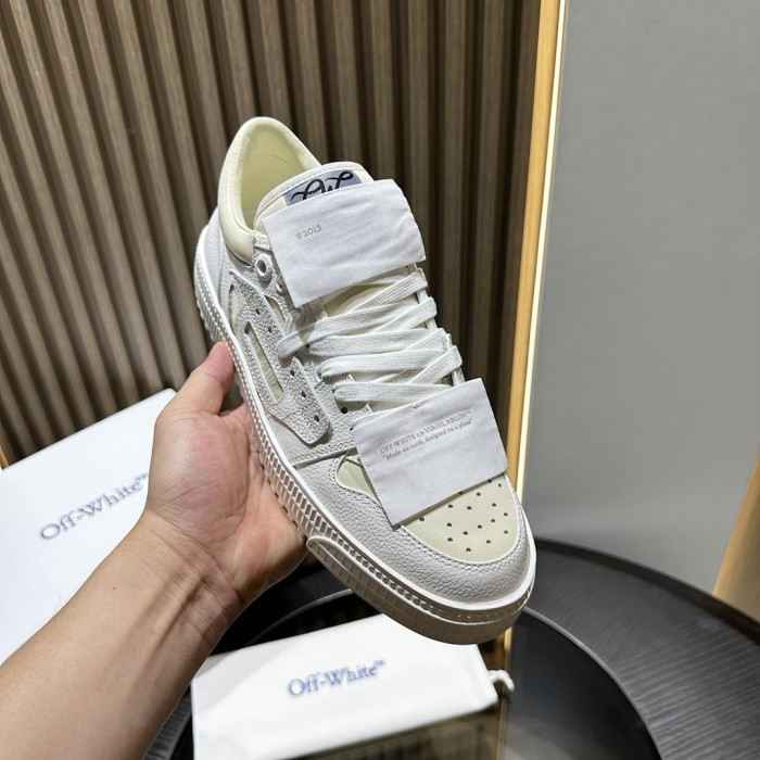 OFF-WHITE OW-72