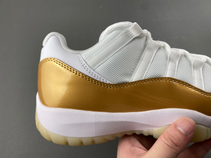 Jordan 11 Retro Low Mother