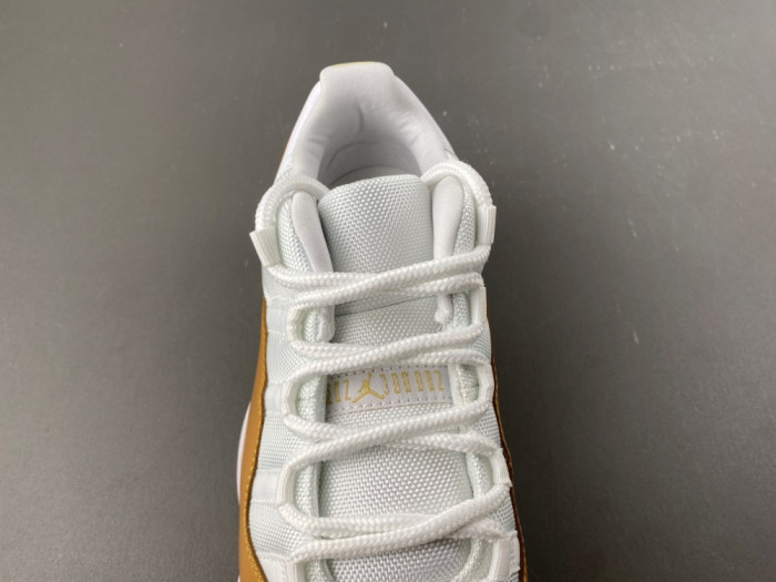 Jordan 11 Retro Low Mother
